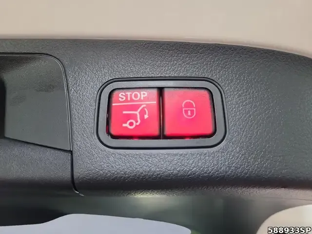 Mercedes-Benz GLA 220