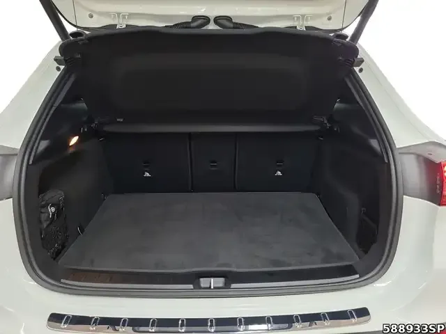 Mercedes-Benz GLA 220