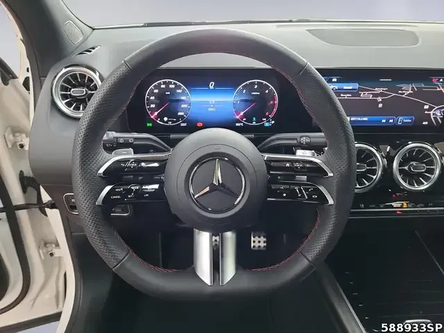 Mercedes-Benz GLA 220
