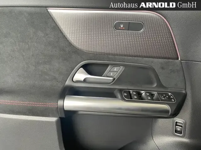 Mercedes-Benz EQA 300