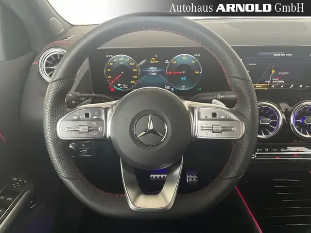 Mercedes-Benz EQA 300