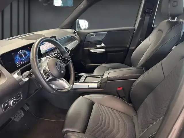 Mercedes-Benz GLB 200