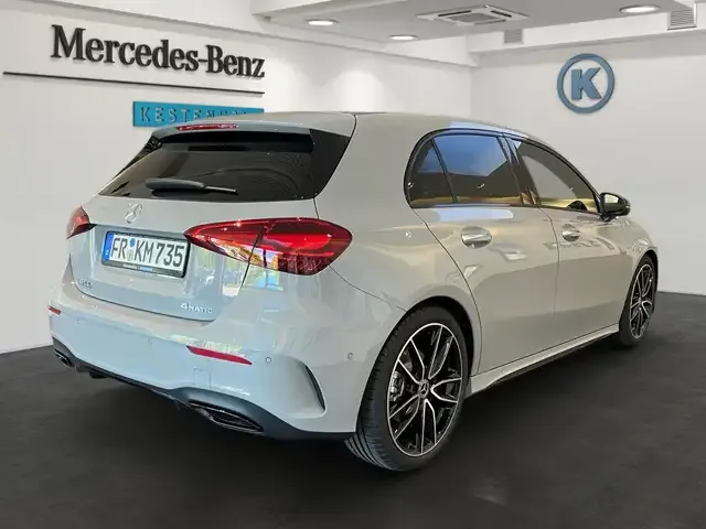 Mercedes-Benz A 250