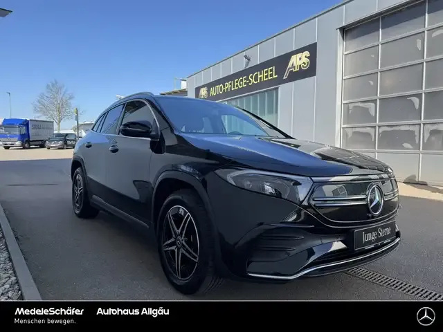 Mercedes-Benz EQA 300