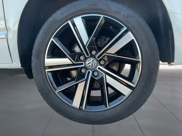 Volkswagen T6.1 Caravelle