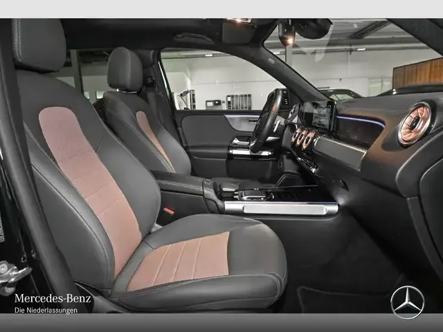 Mercedes-Benz EQB 300