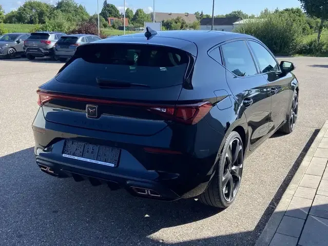CUPRA Leon