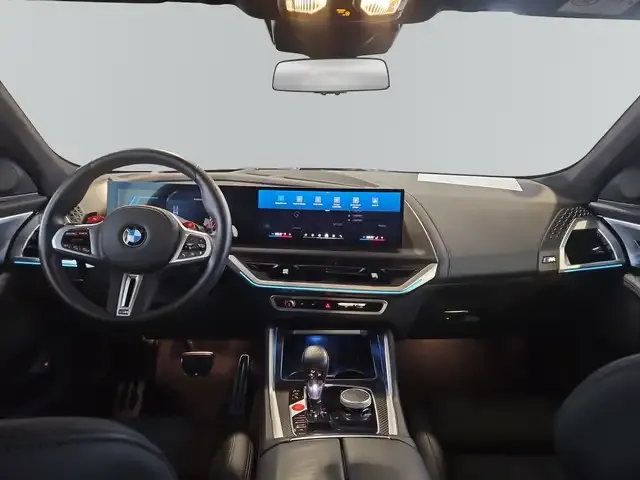 BMW XM