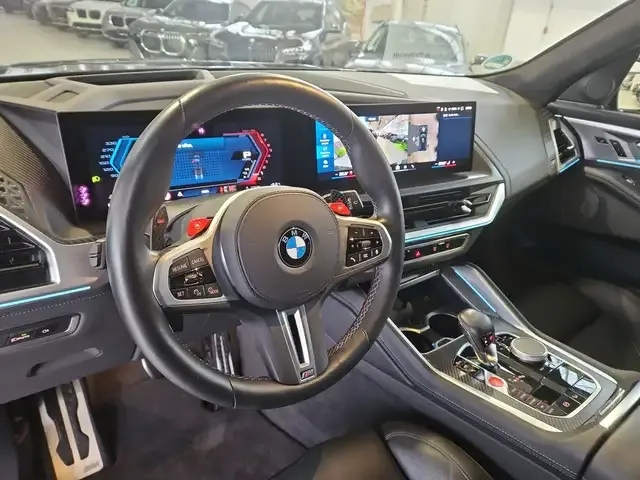 BMW XM