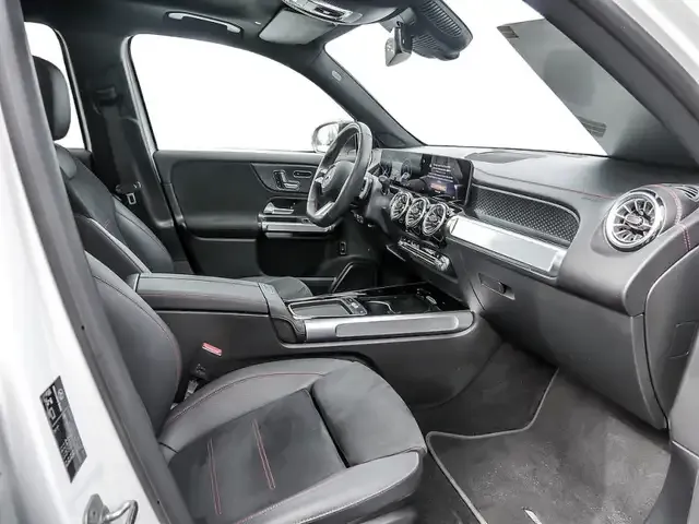 Mercedes-Benz EQB 300