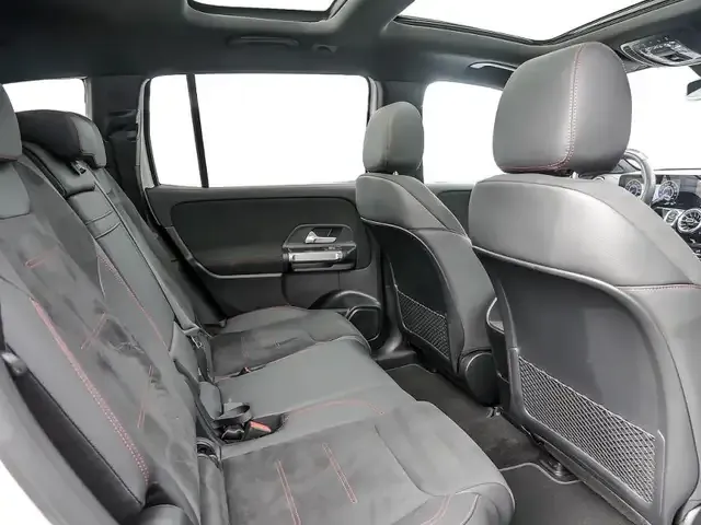 Mercedes-Benz EQB 300