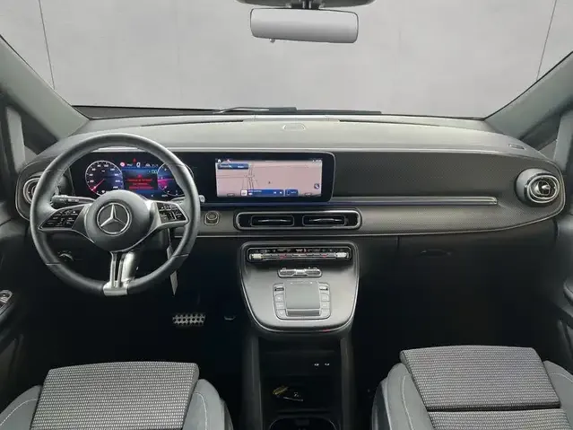 Mercedes-Benz V 250