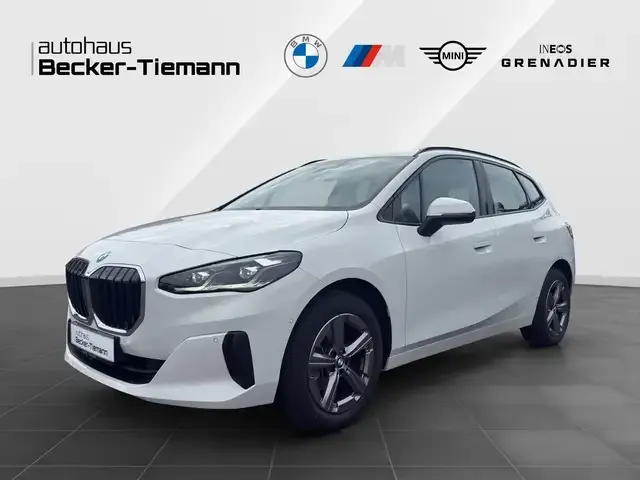 BMW 220