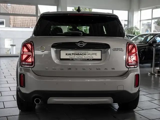 MINI Cooper SE Countryman