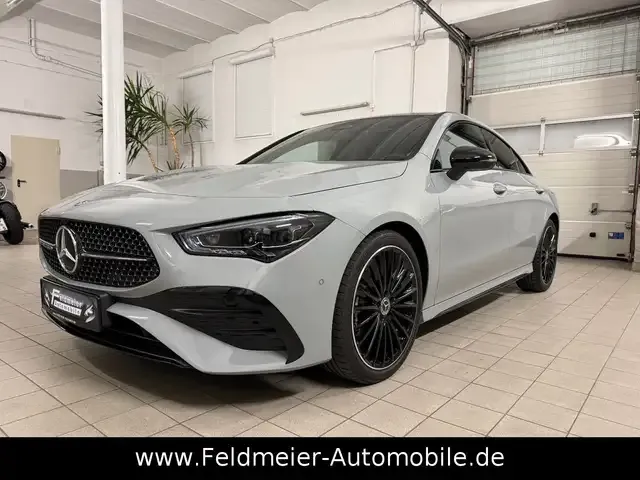 Mercedes-Benz CLA 200