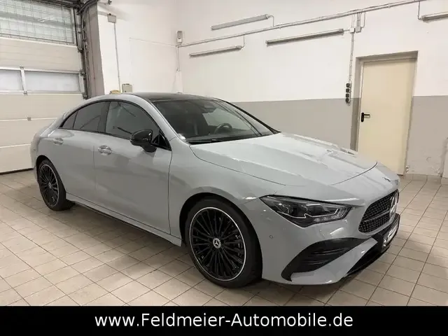 Mercedes-Benz CLA 200