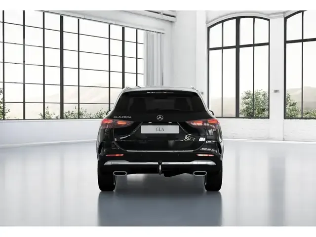 Mercedes-Benz GLA 200