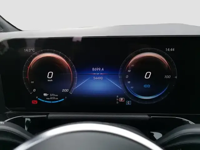 Mercedes-Benz EQA 300