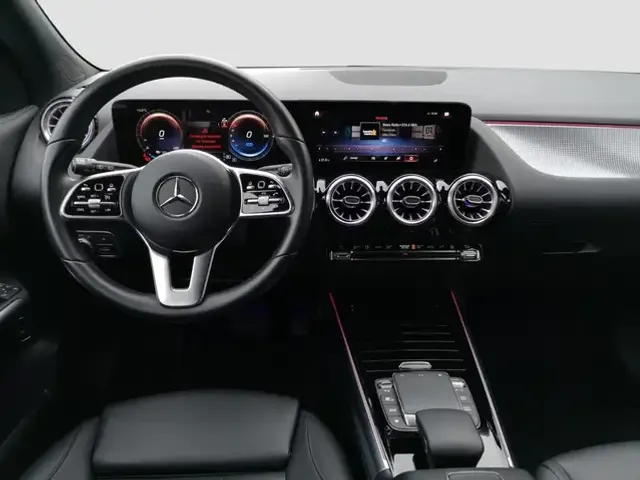 Mercedes-Benz EQA 300