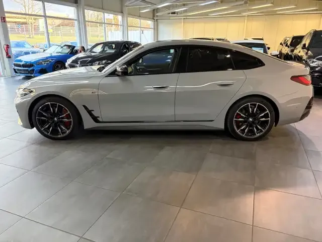 BMW 440