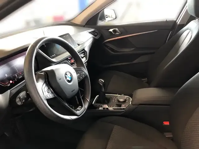 BMW 118