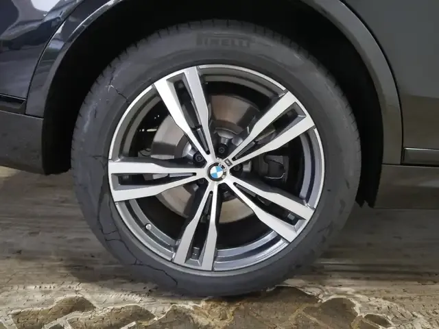 BMW X7 M
