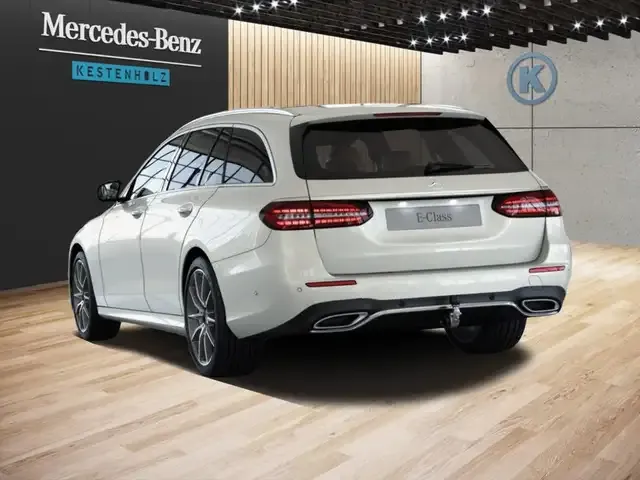 Mercedes-Benz E 400
