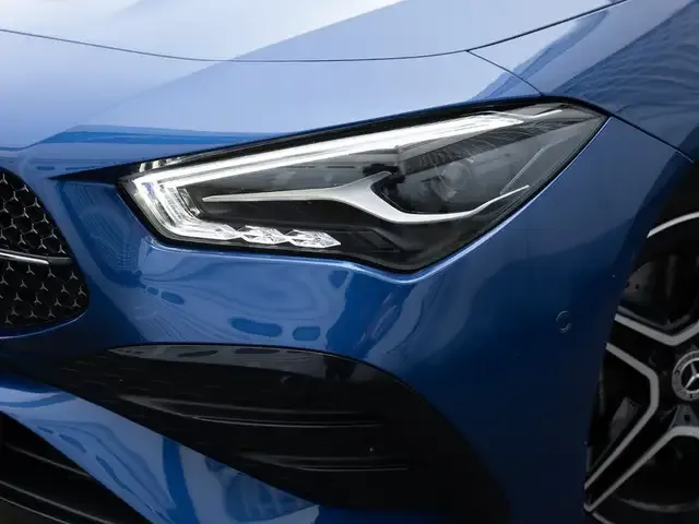 Mercedes-Benz CLA 250
