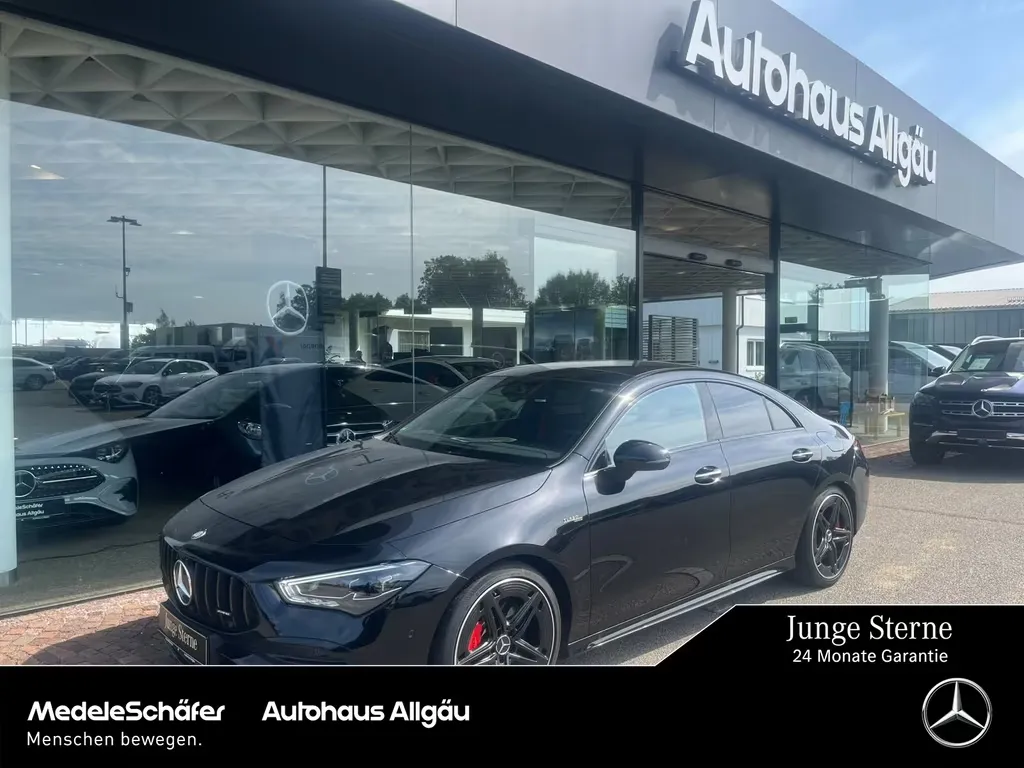 Mercedes-Benz CLA 35 AMG