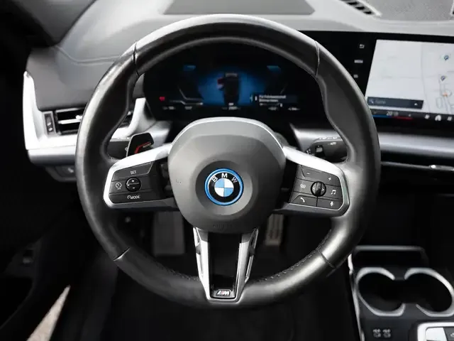 BMW iX2