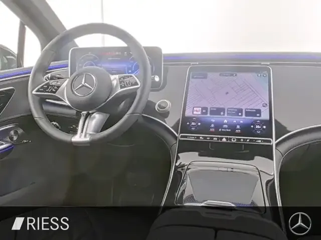 Mercedes-Benz EQE 300