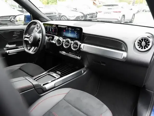 Mercedes-Benz GLB 200