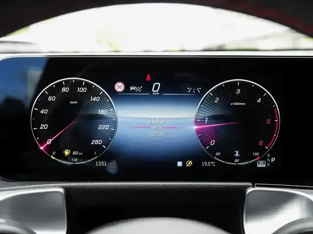 Mercedes-Benz GLB 200