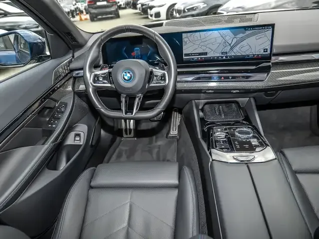 BMW 550