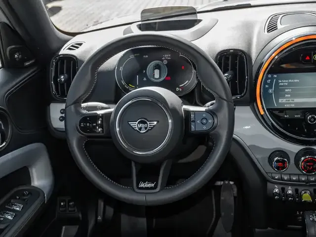 MINI Cooper SE Countryman