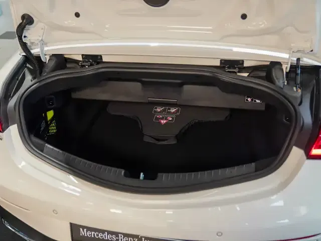 Mercedes-Benz CLE 200