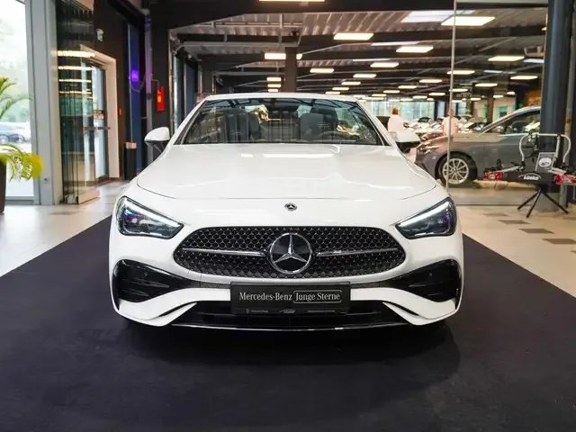 Mercedes-Benz CLE 200