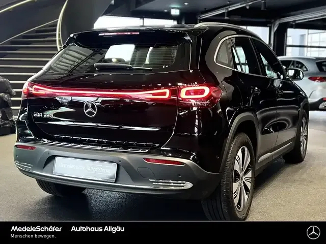 Mercedes-Benz EQA 250