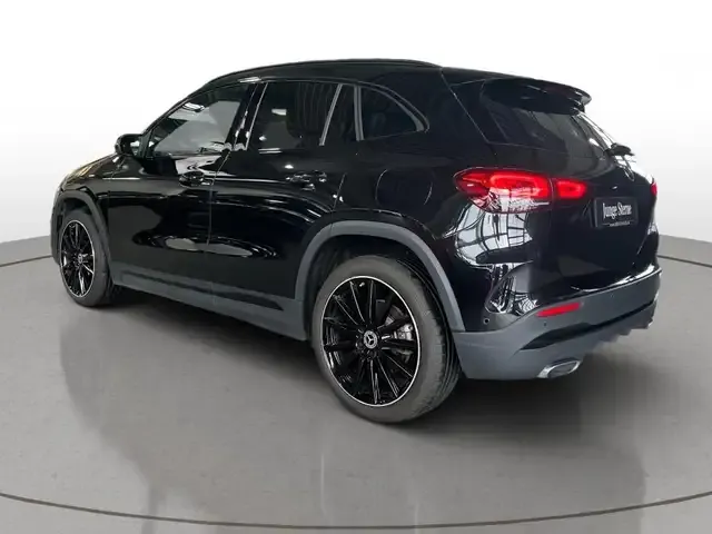 Mercedes-Benz GLA 250