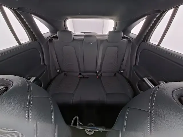 Mercedes-Benz GLA 220