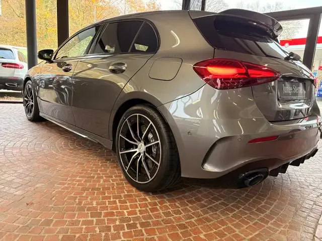 Mercedes-Benz A 35 AMG