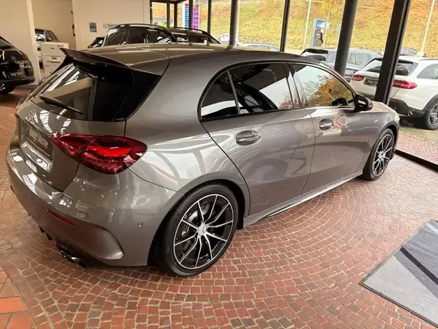 Mercedes-Benz A 35 AMG