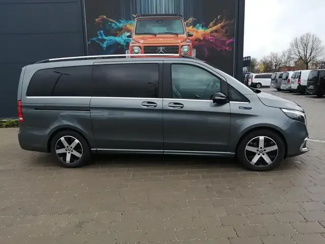 Mercedes-Benz EQV 300