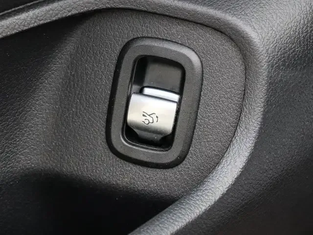 Mercedes-Benz CLE 200