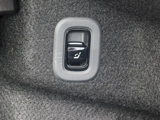 Mercedes-Benz CLE 200