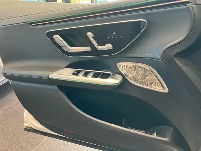 Mercedes-Benz EQE 500