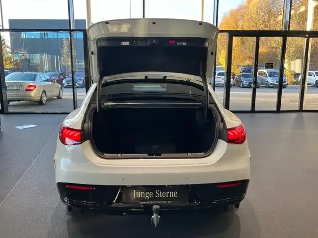 Mercedes-Benz EQE 500