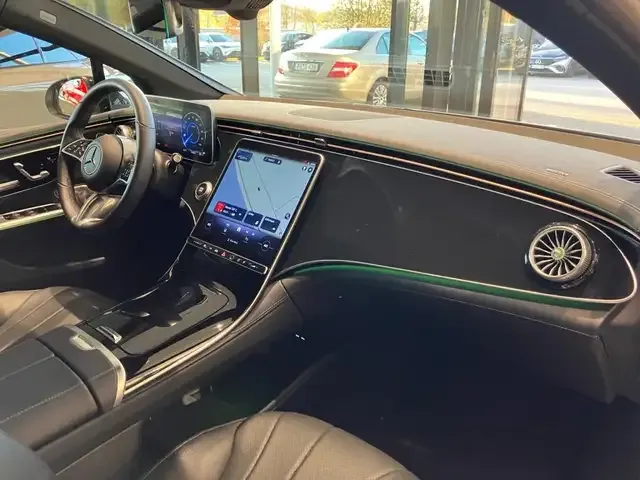 Mercedes-Benz EQE 500