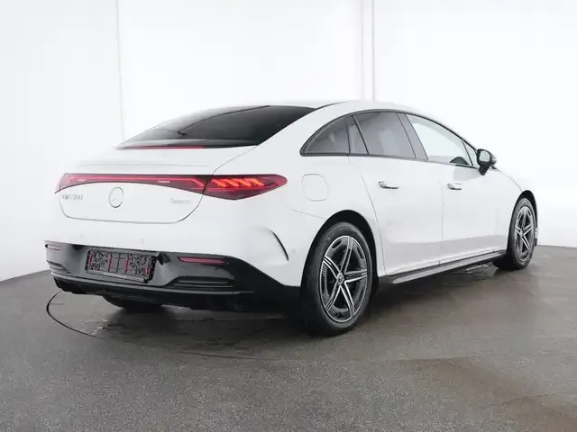 Mercedes-Benz EQE 500