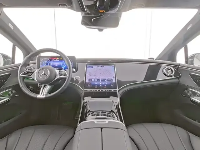 Mercedes-Benz EQE 500
